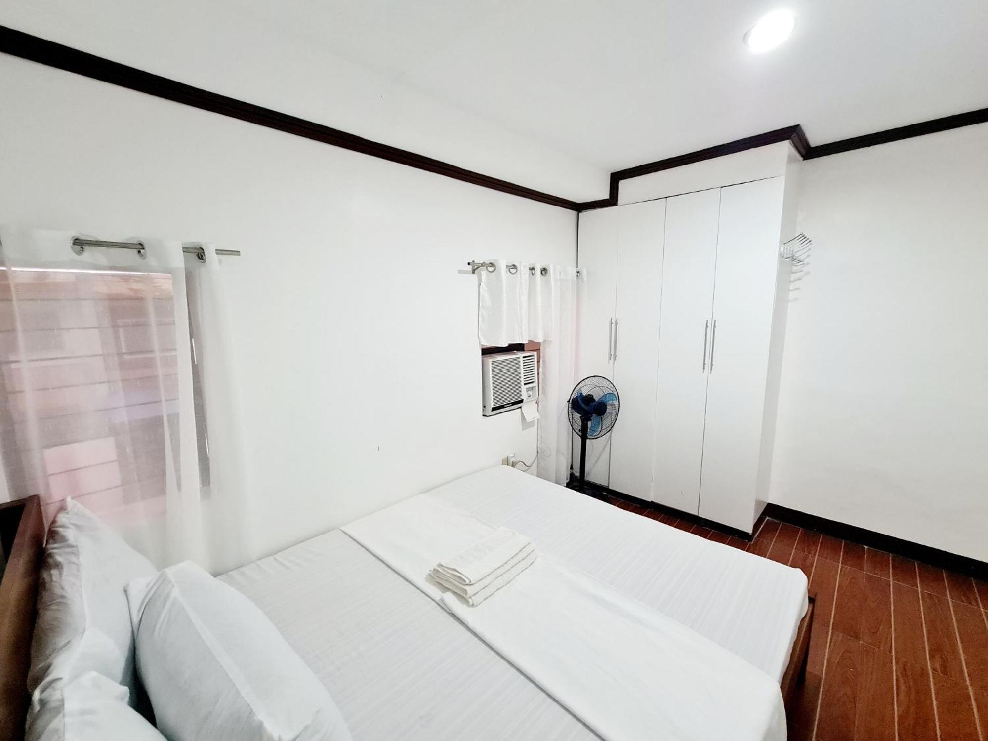 Calapan City Fully Furnished House Transient Near Xentromall L39 Exteriör bild
