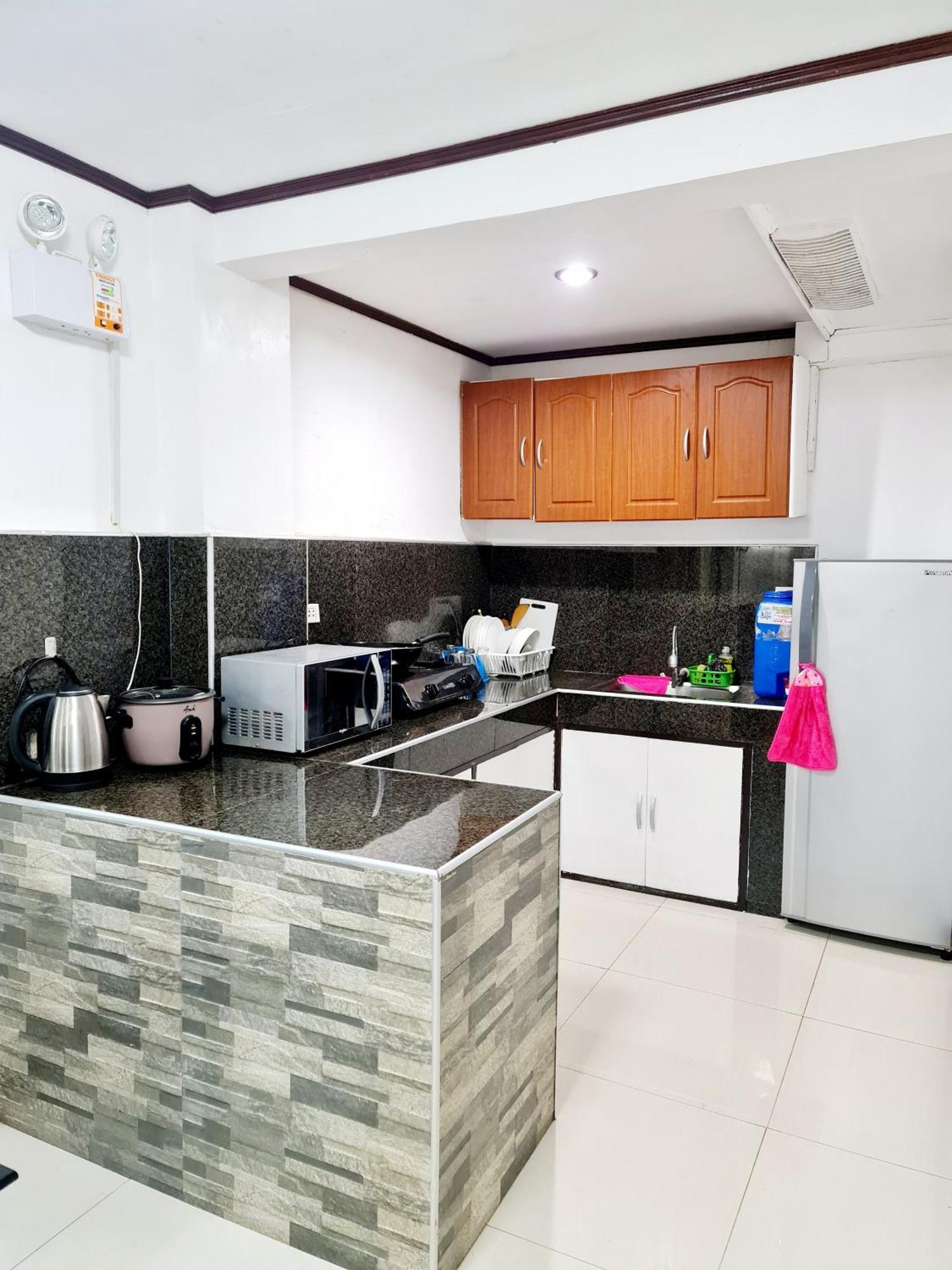 Calapan City Fully Furnished House Transient Near Xentromall L39 Exteriör bild