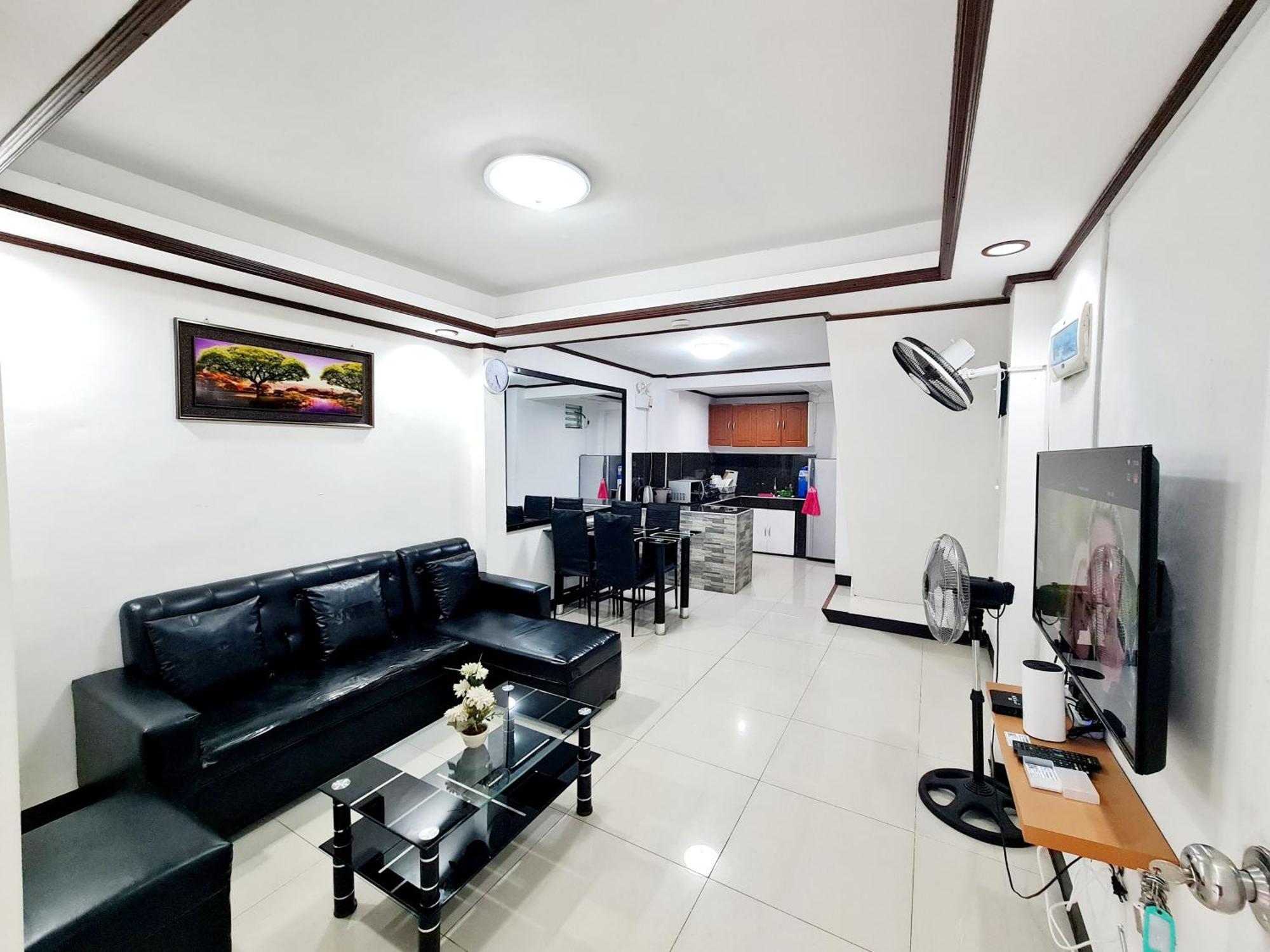 Calapan City Fully Furnished House Transient Near Xentromall L39 Exteriör bild